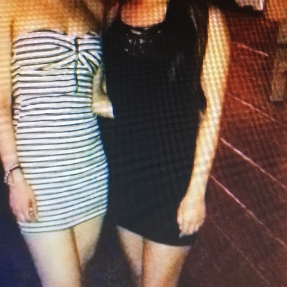 Black Laced Up Crisscross Top with Slit - Picture 3 of 5